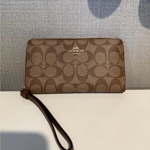 Coach Wallet Medium